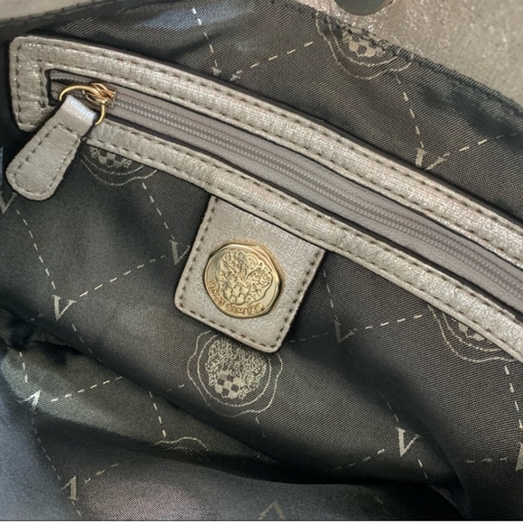NWOT Vince Camuto Silver Leather Crossbody - Picture 8 of 10